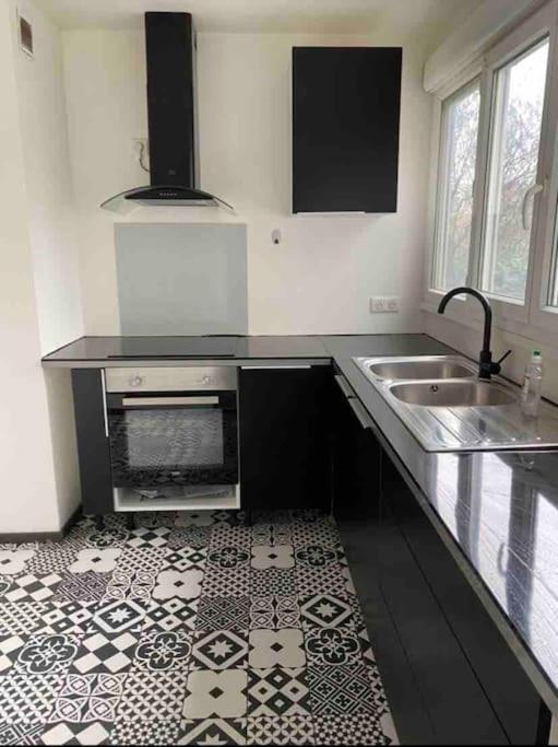 Appartement Ping-Pong Proche Gare Gagny 외부 사진